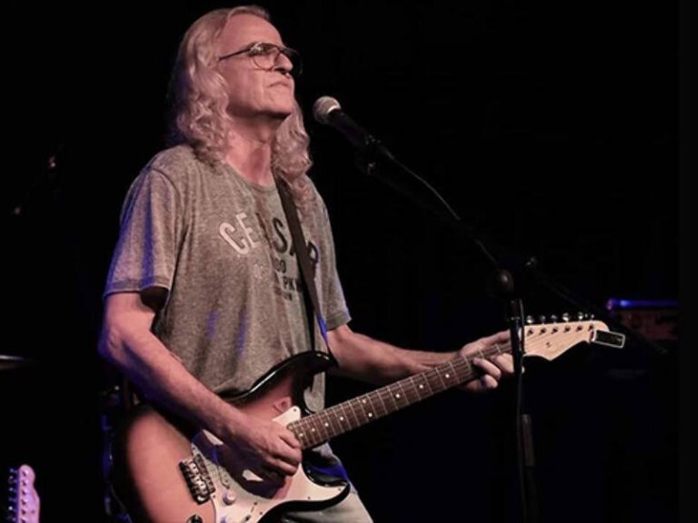 מני בגר- 40 שנות רוקנ'רול